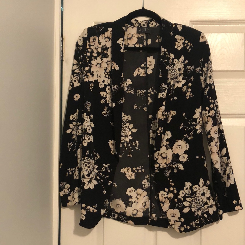 Floral blazer